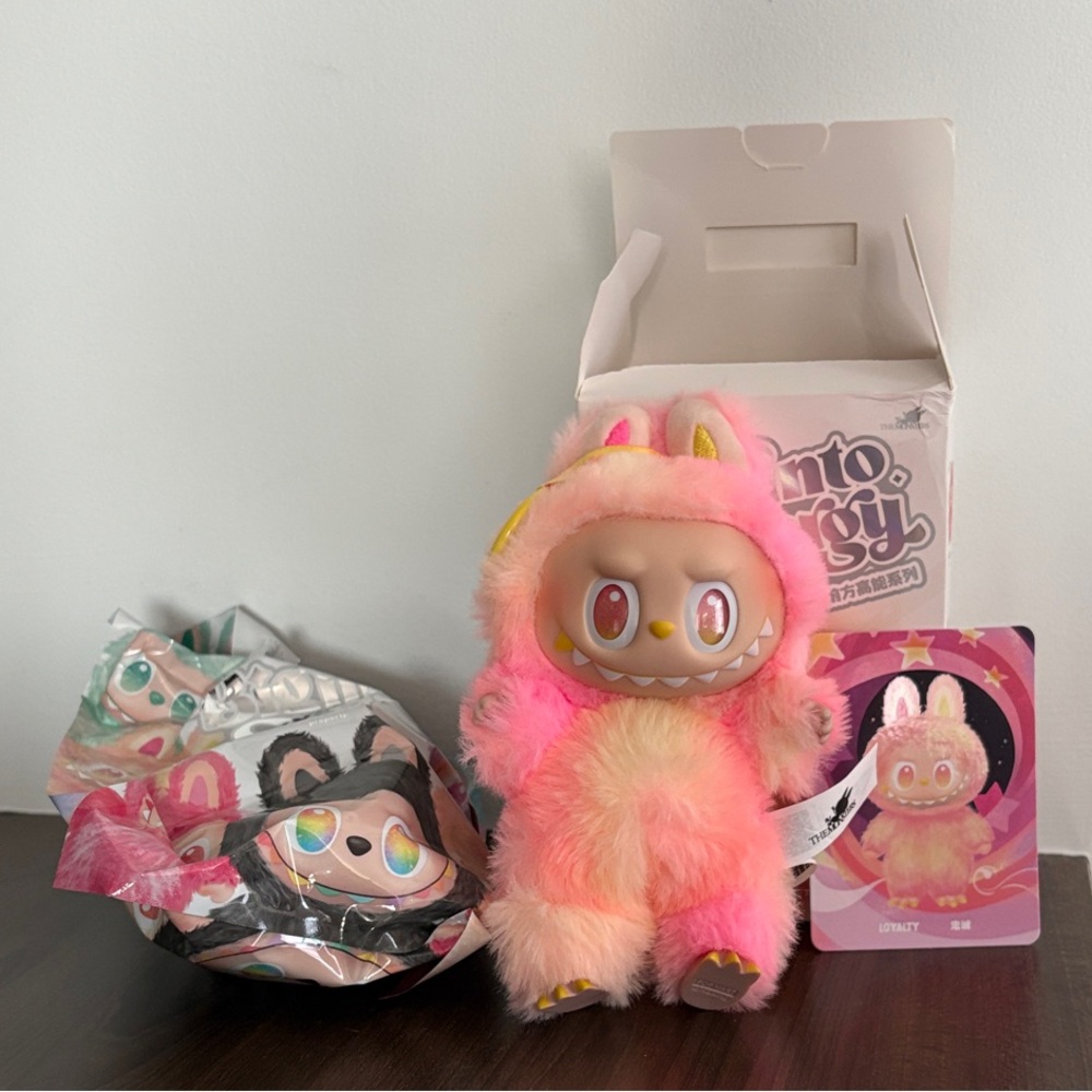 AUTHENTIC Labubu - BIE - Loyalty Plush Pendant